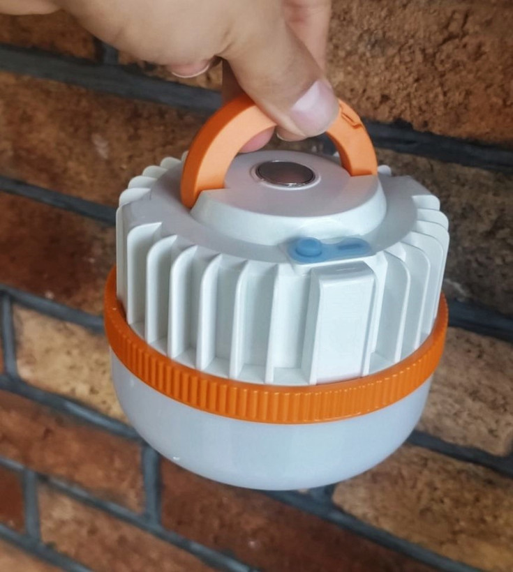 چراغ شارژی جمعشونده، چراغ کمپینگ شارژی، چراغ اضطراری مسافرتی